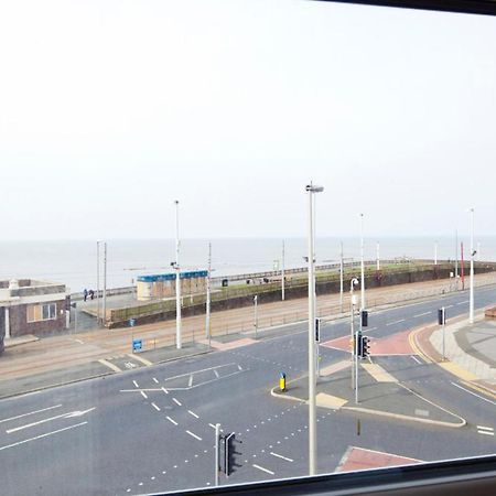 Queens Mansions: Empress Suite Blackpool Luaran gambar