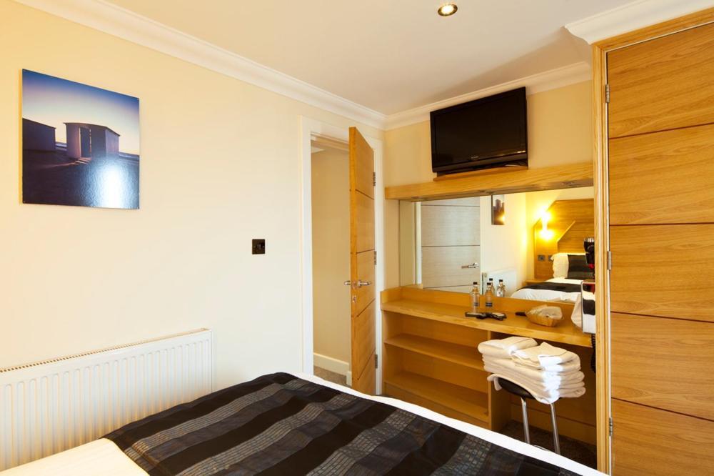 Queens Mansions: Empress Suite Blackpool Luaran gambar